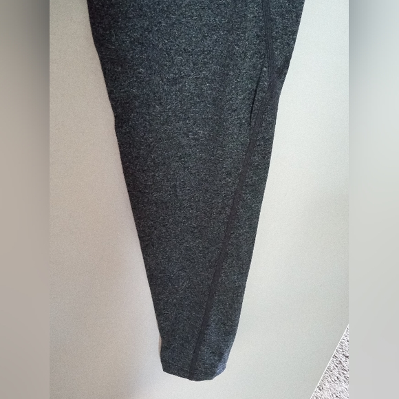 NWT Maternity Active Full Length Leggings Size S - Picture 5 of 8